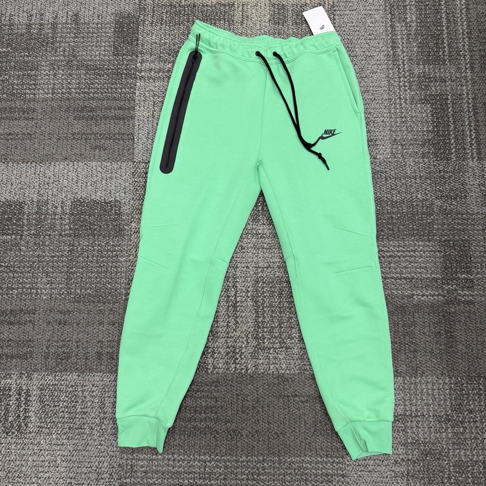 NIKE SPORTSWEAR TECH FLEECE Joggers GREEN BRIGHT MEN'S Medium FB8002 363